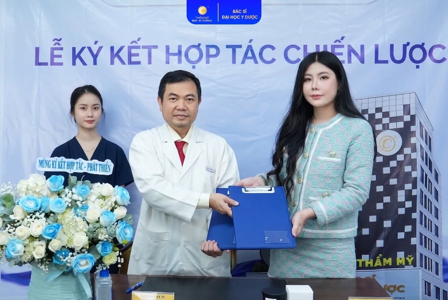 lễ ký kết hợp tác Thẩm mỹ BS Cường và Á hậu Doanh nhân Mỹ Duyên